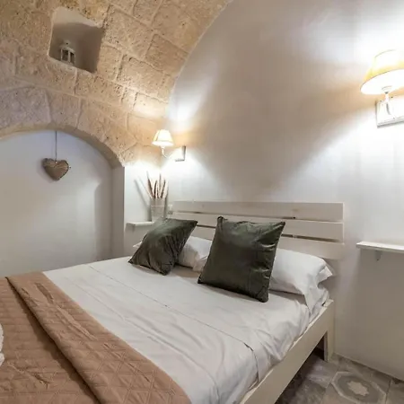 A L Touristhouse Holiday home Monopoli