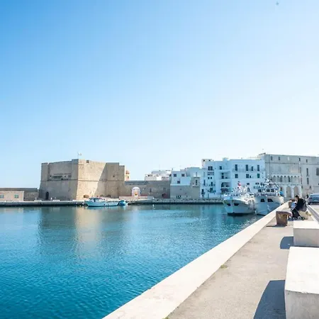 A L Touristhouse Holiday home Monopoli